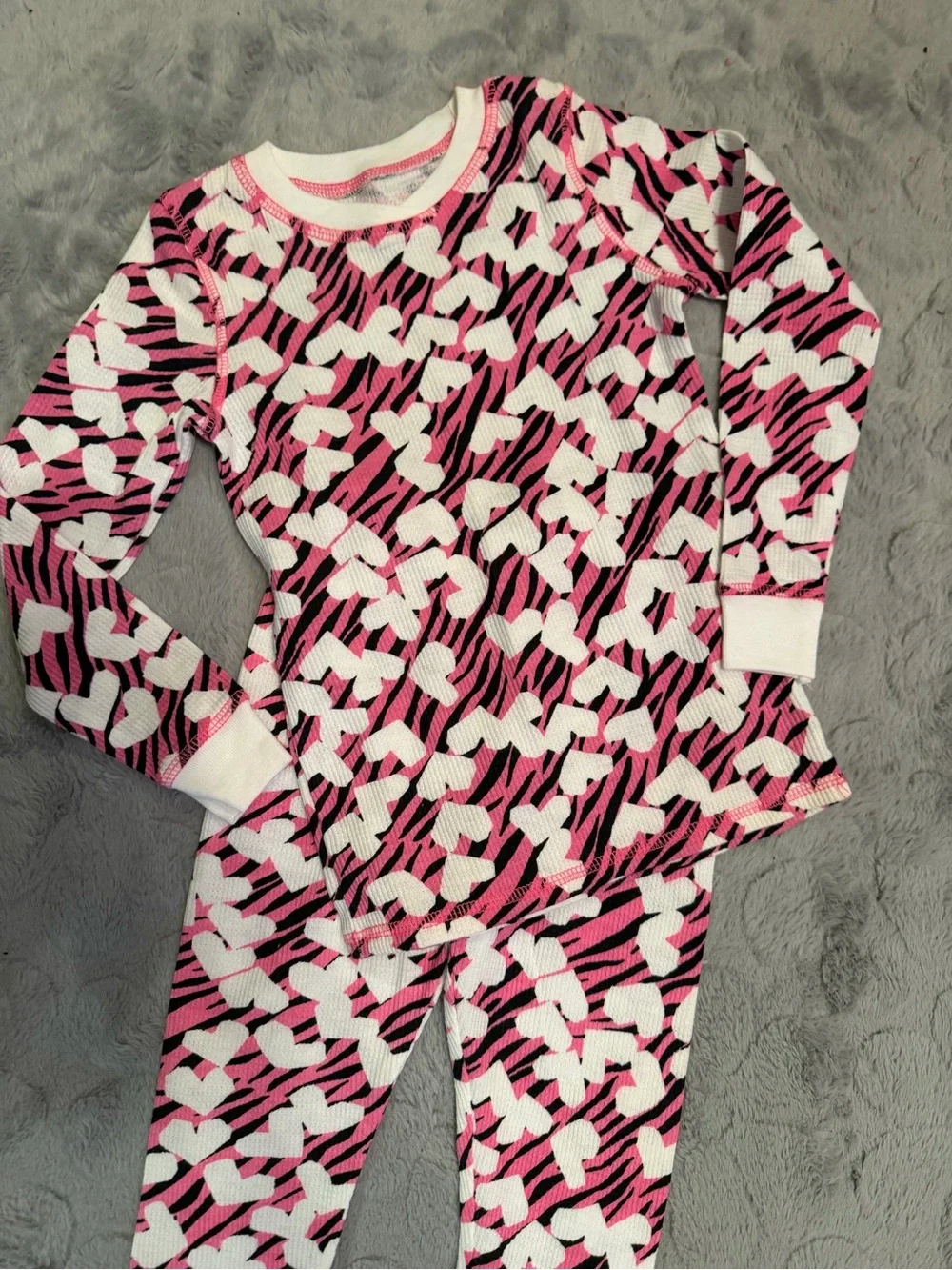 Cuddl duds 2t-3T 2 piece Zebra Heart Thermal Set